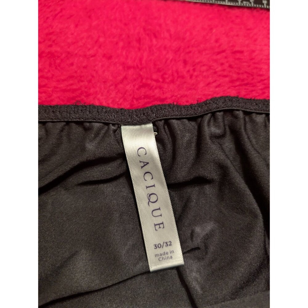 Cacique Black Lace Trim Camisole Tank Top Plus Size 30/32 Adjustable Straps - Picture 3 of 4